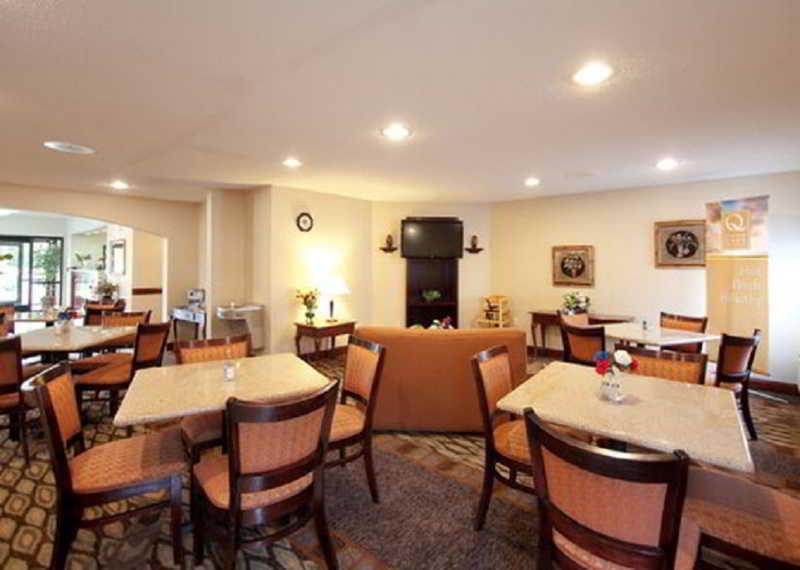 Quality Inn Fuquay Varina East Exterior photo