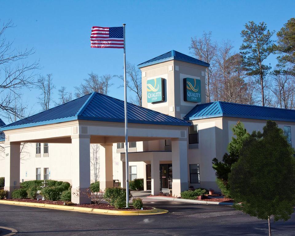 Quality Inn Fuquay Varina East Exterior photo