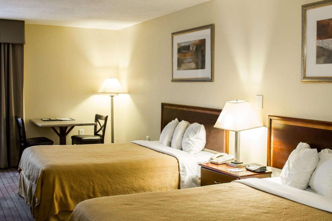 Quality Inn Fuquay Varina East Exterior photo